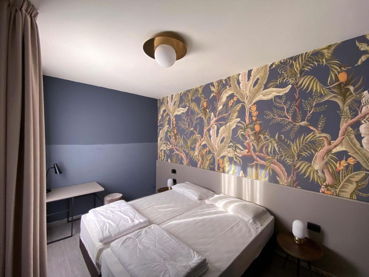 Hotel Astoria Garda  Ngoại thất bức ảnh