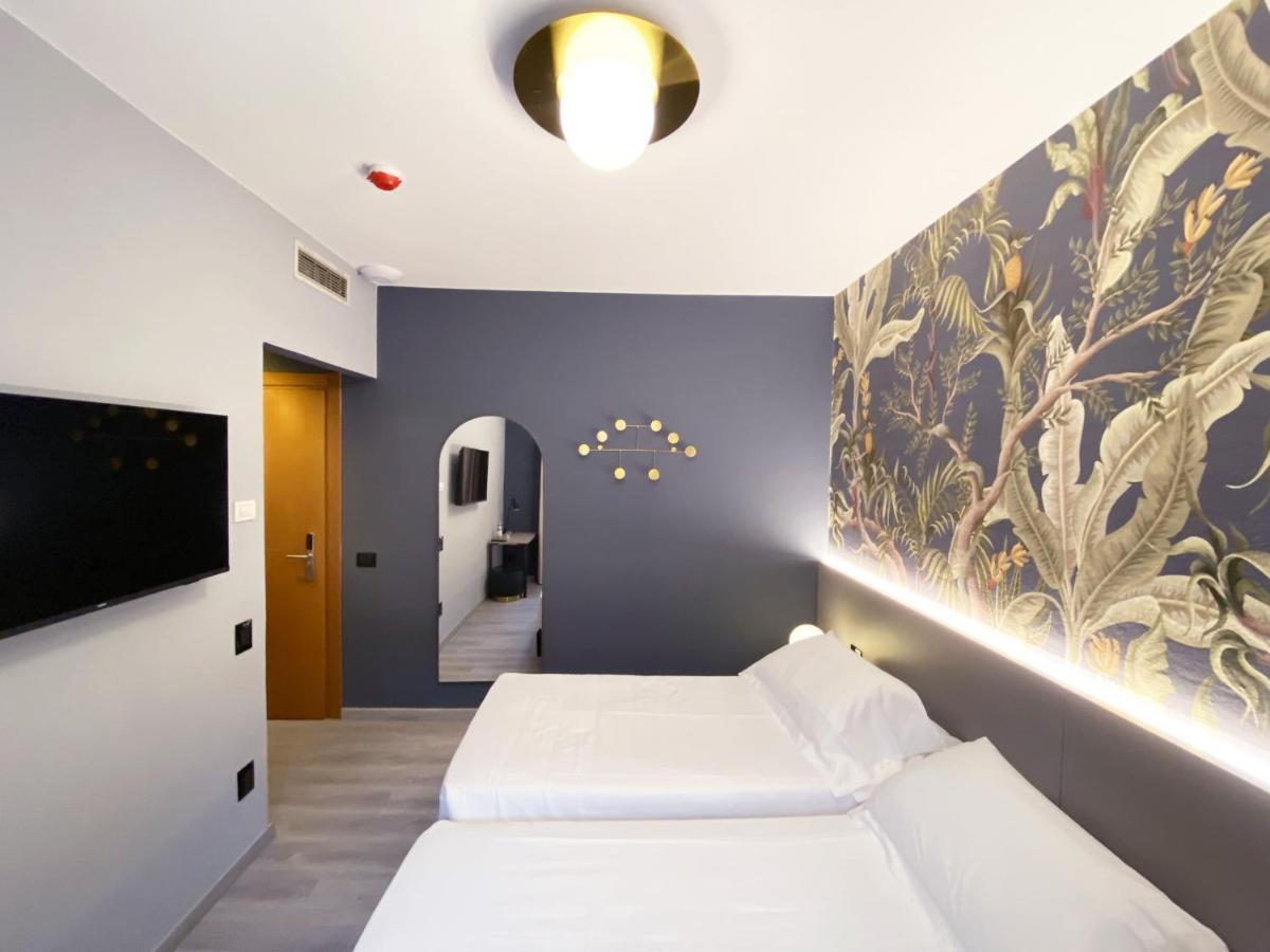 Hotel Astoria Garda  Ngoại thất bức ảnh