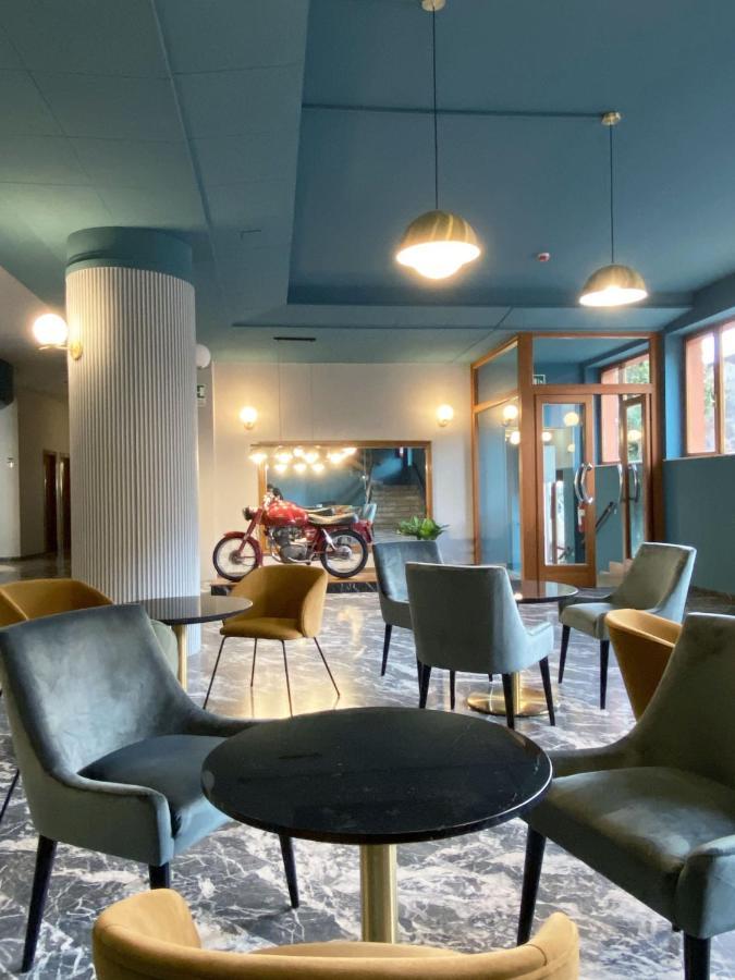 Hotel Astoria Garda  Ngoại thất bức ảnh