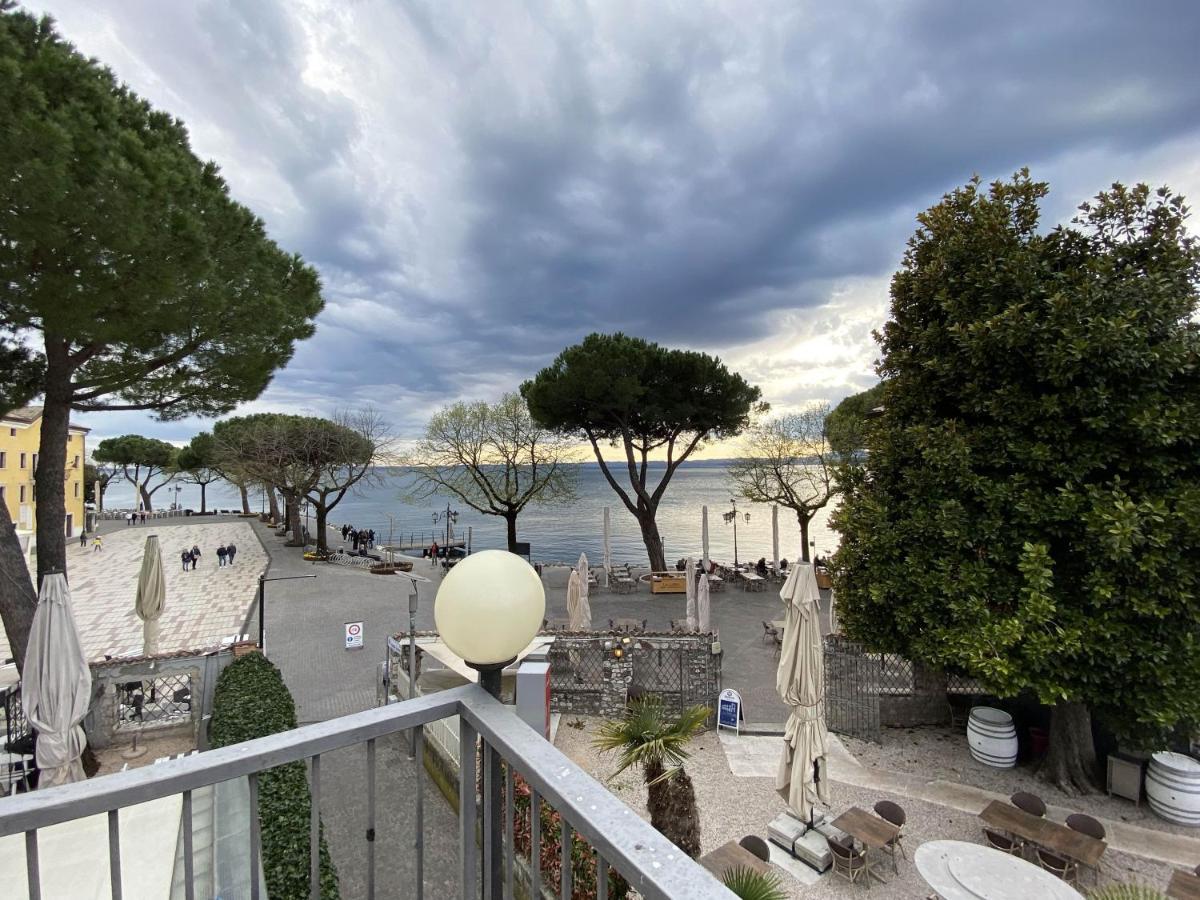 Hotel Astoria Garda  Ngoại thất bức ảnh