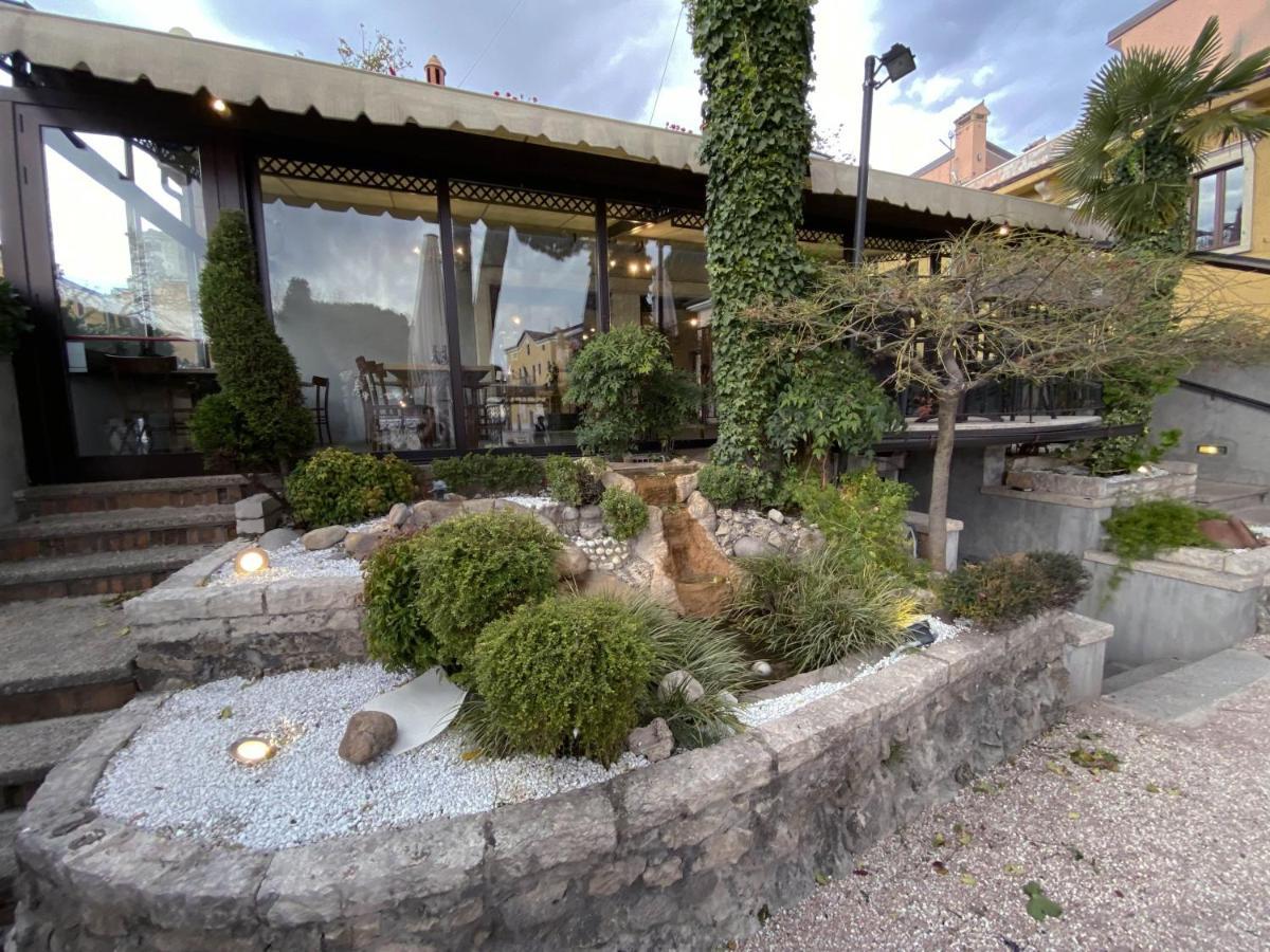 Hotel Astoria Garda  Ngoại thất bức ảnh