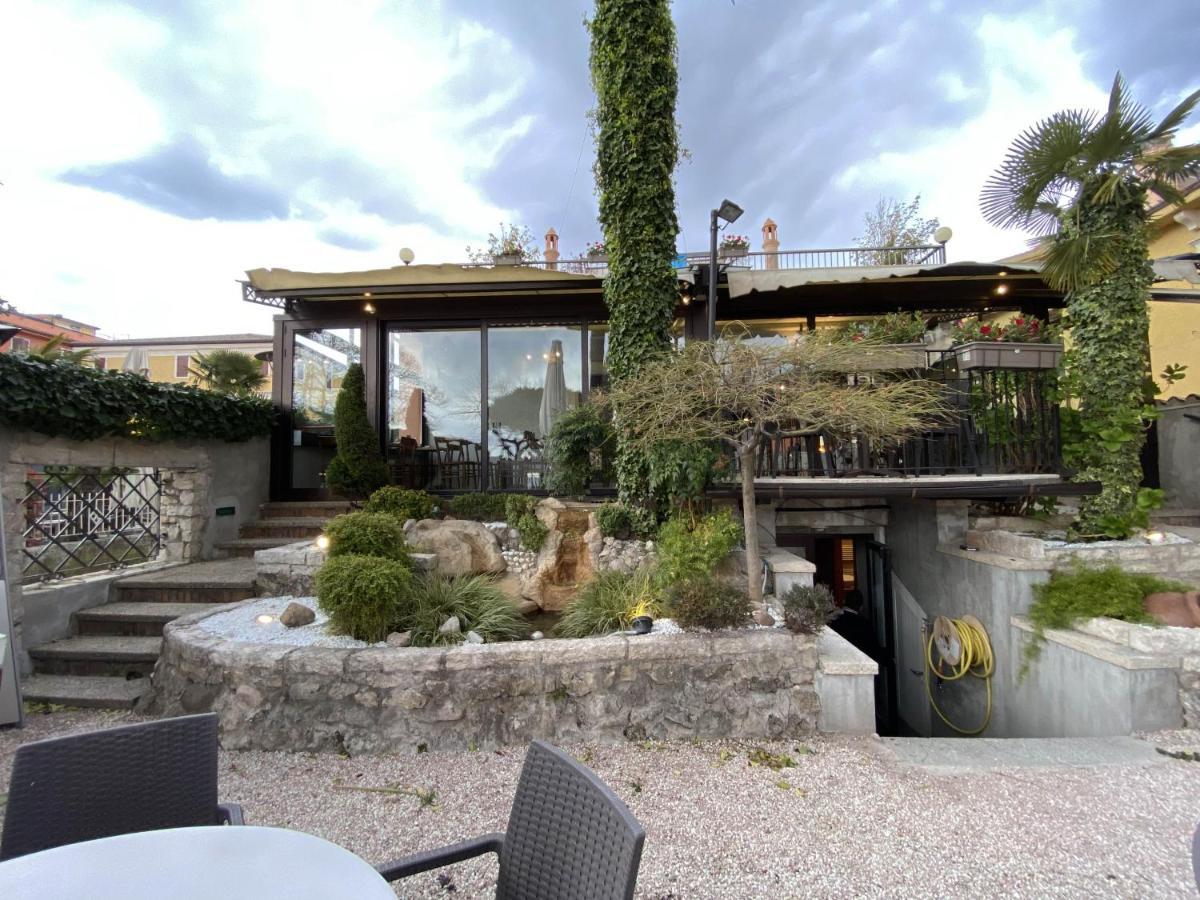 Hotel Astoria Garda  Ngoại thất bức ảnh