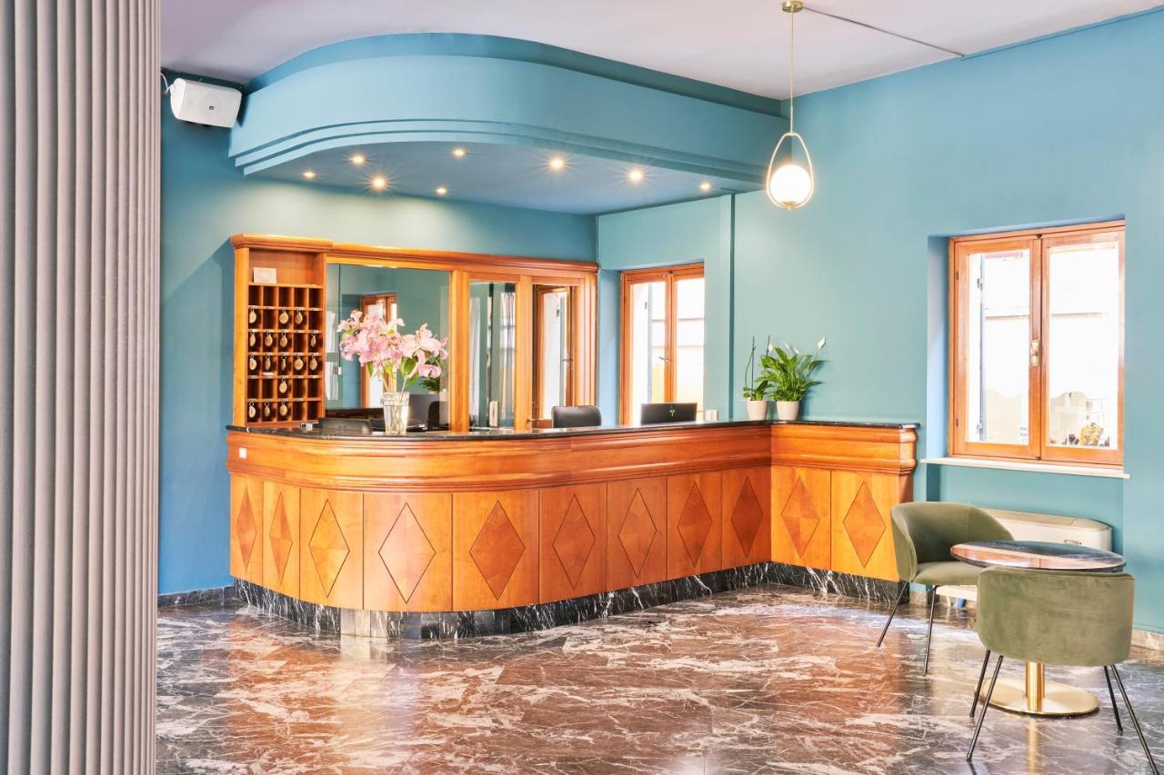 Hotel Astoria Garda  Ngoại thất bức ảnh
