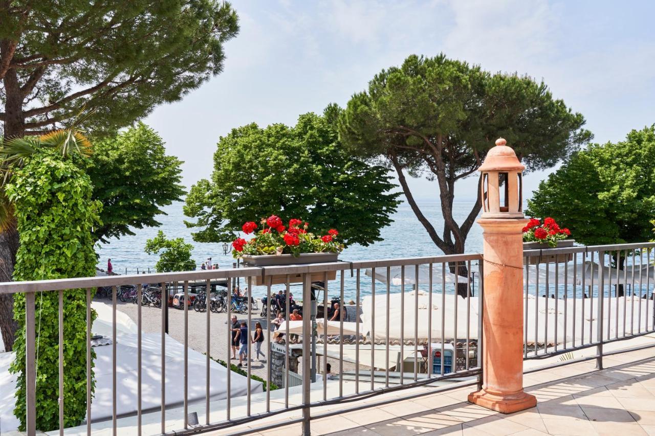 Hotel Astoria Garda  Ngoại thất bức ảnh