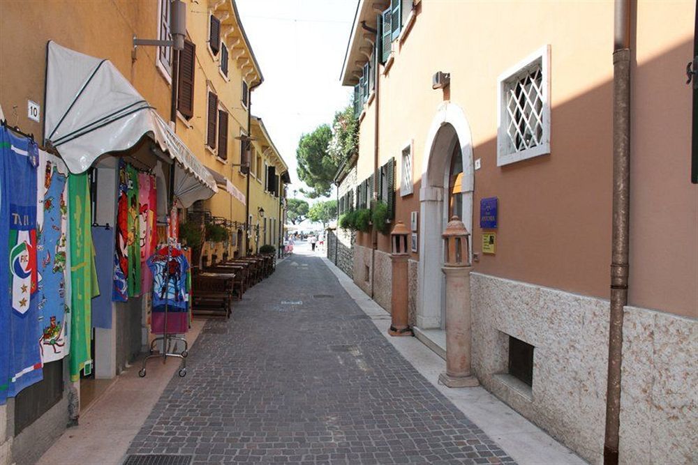 Hotel Astoria Garda  Ngoại thất bức ảnh